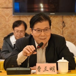 曹三明：以大力全方位保护消费者权益促大力提振消费、全方位扩大国内需求